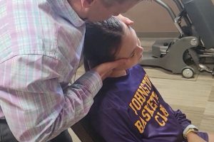 Chiropractic adjustment at hassel family chiropractic