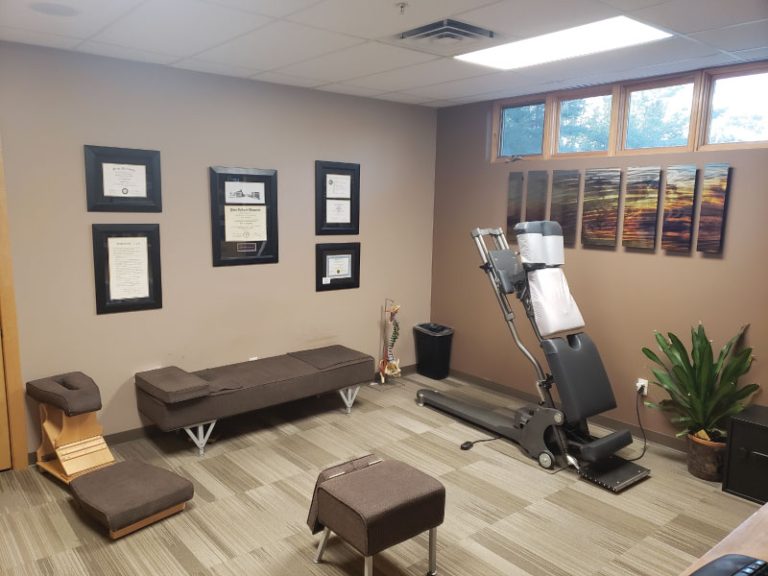 West des moines ia chiropractor near me